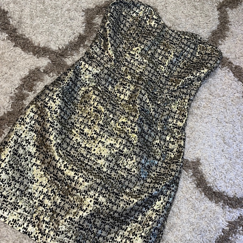 Goldfish strapless dress